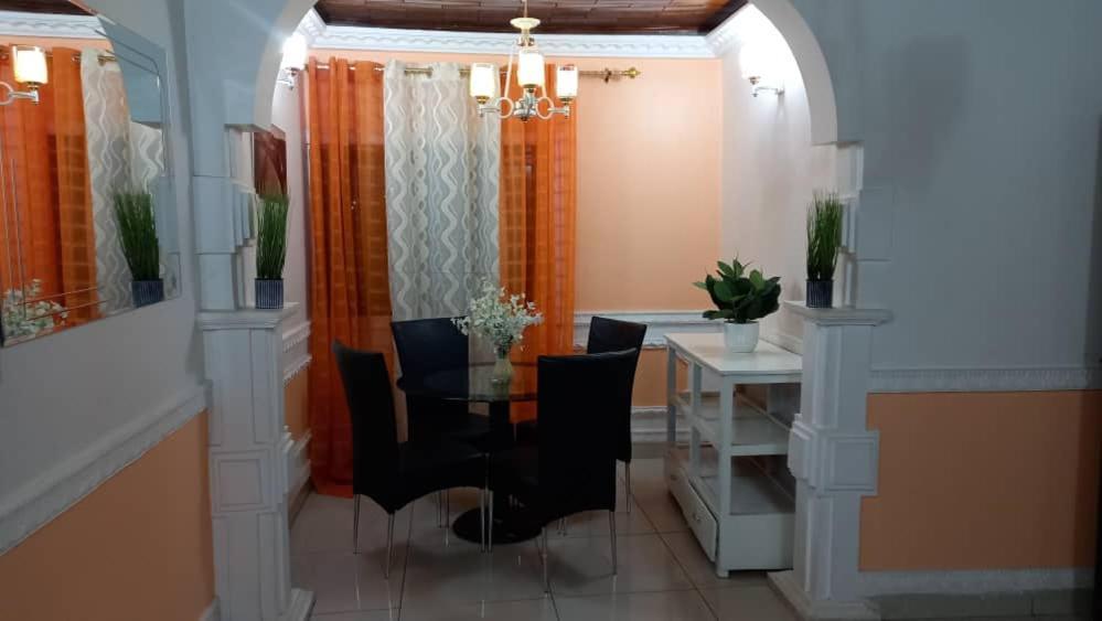 Appartement Meuble 3Ch Yaounde Omnisport - Tigson 외부 사진